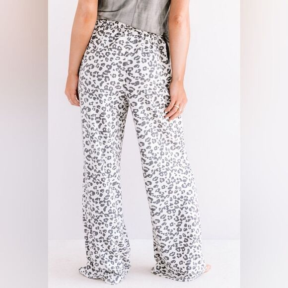 Miss Sparkling Leopard Lounge Pant SO COMFORTABLE AND CUTE - Picture 2 of 6